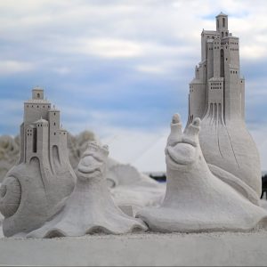 photo gallery snail sand sculpture at Siesta Key Crystal Classic